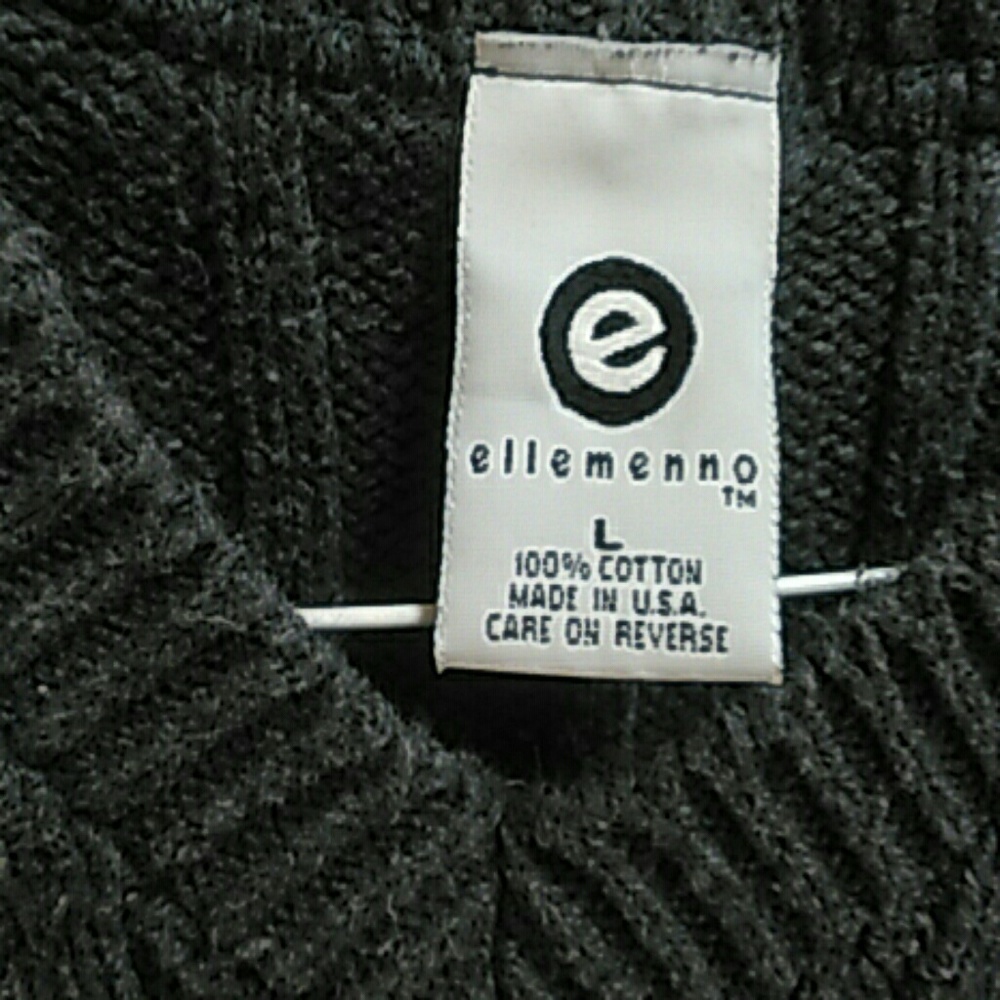 Sweater - Picture 2 of 2